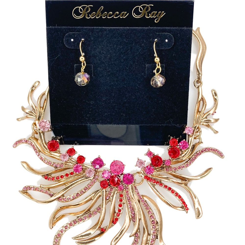 Starburst chunky Fushia necklace and pierced earring set